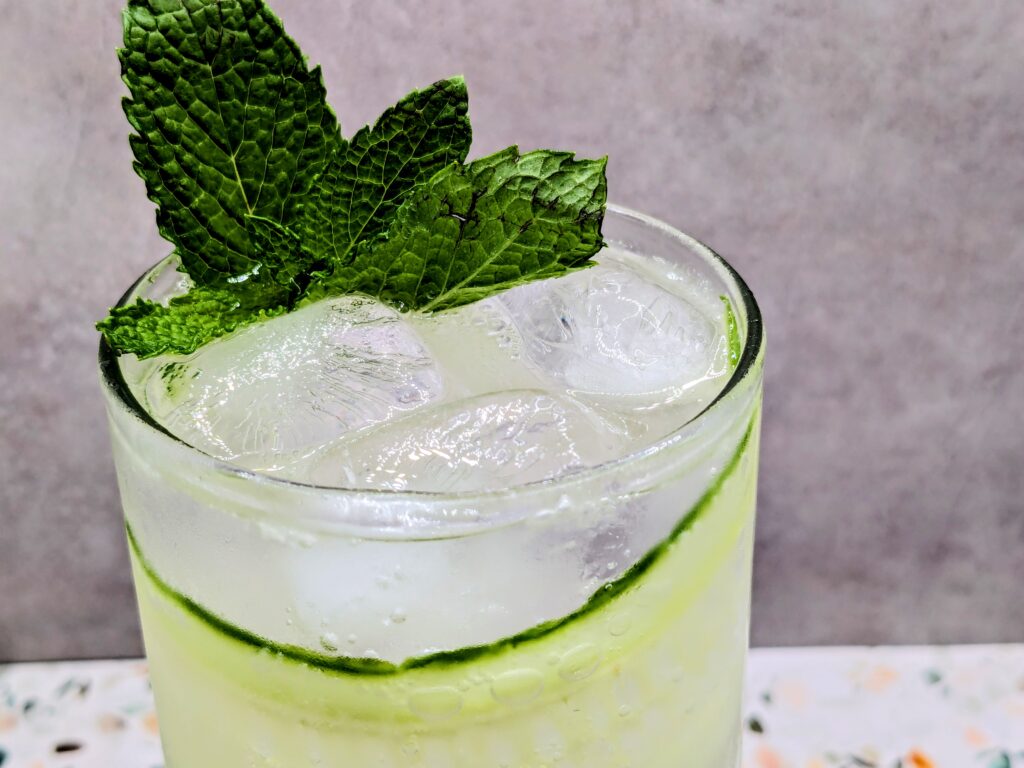 Cucumber Collins with mint