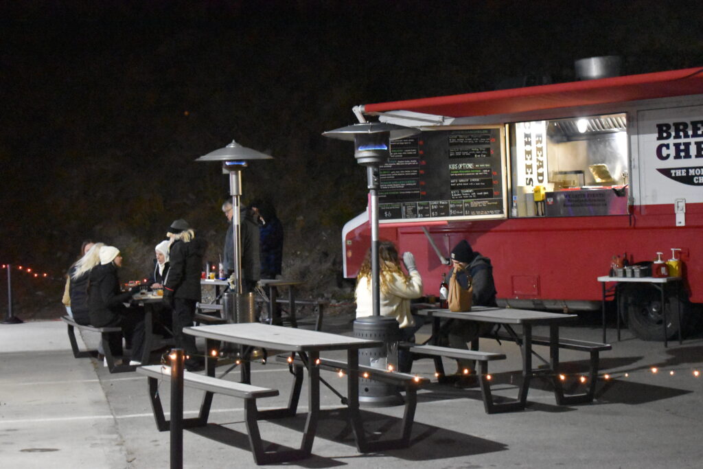 Bread & Cheese Food Truck at Light Up the Vines 2024
